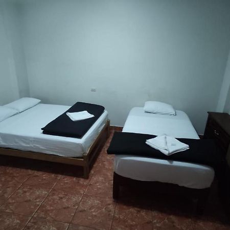 Guest House Тумбес Экстерьер фото
