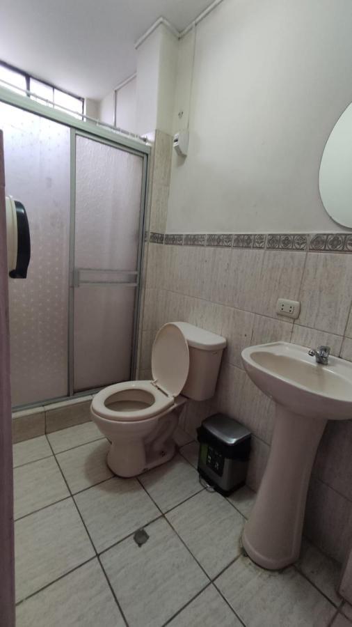 Guest House Тумбес Экстерьер фото