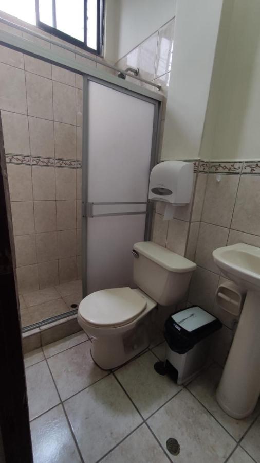 Guest House Тумбес Экстерьер фото